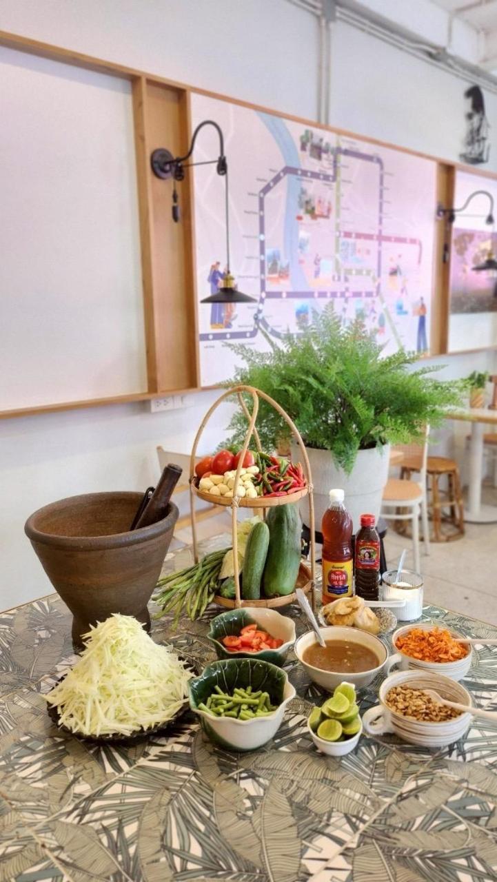 방콕 Unplugged @ Bangrak 호스텔 외부 사진